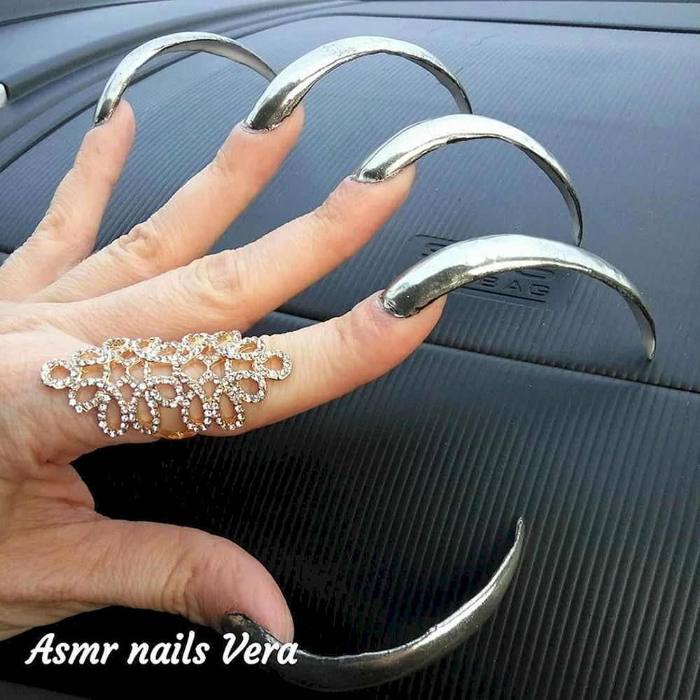ASMR Nails Vera