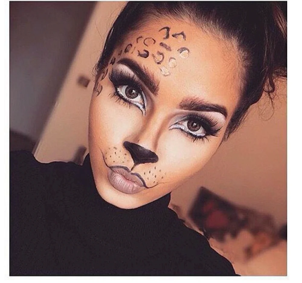 Кошачий макияж на Хэллоуин
