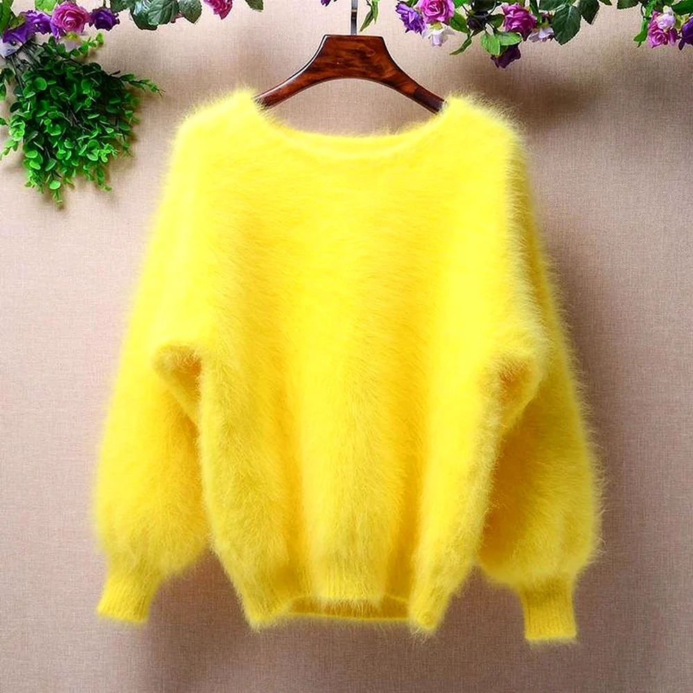 Мохнатый свитер