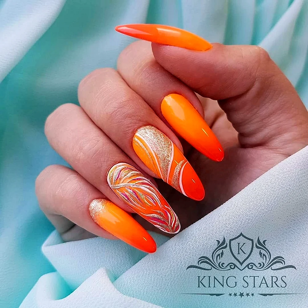 Ногти миндаль оранж