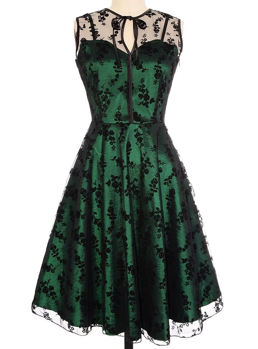 Платье зеленое с черным