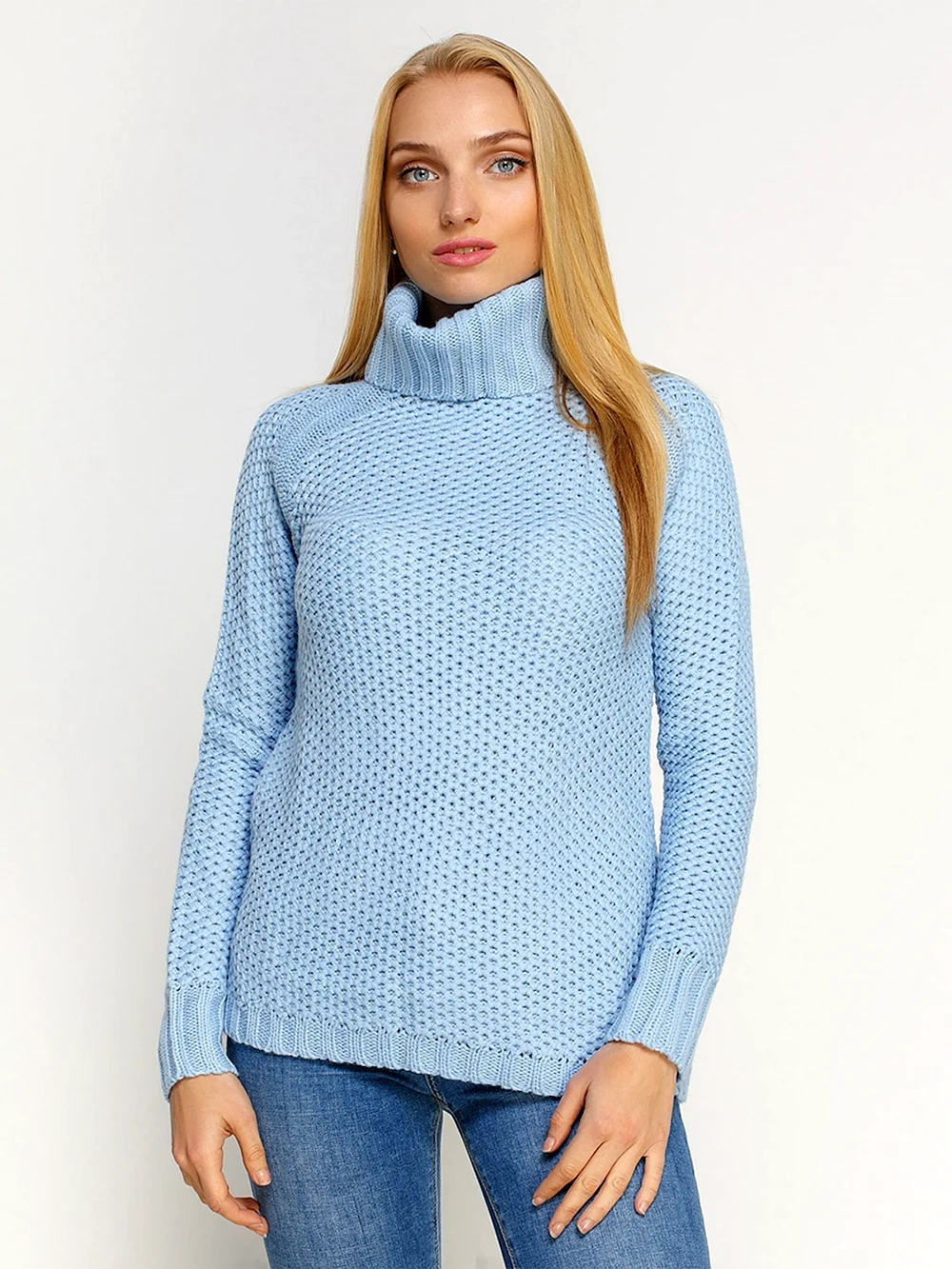 Pull&Bear голубой женский свитер