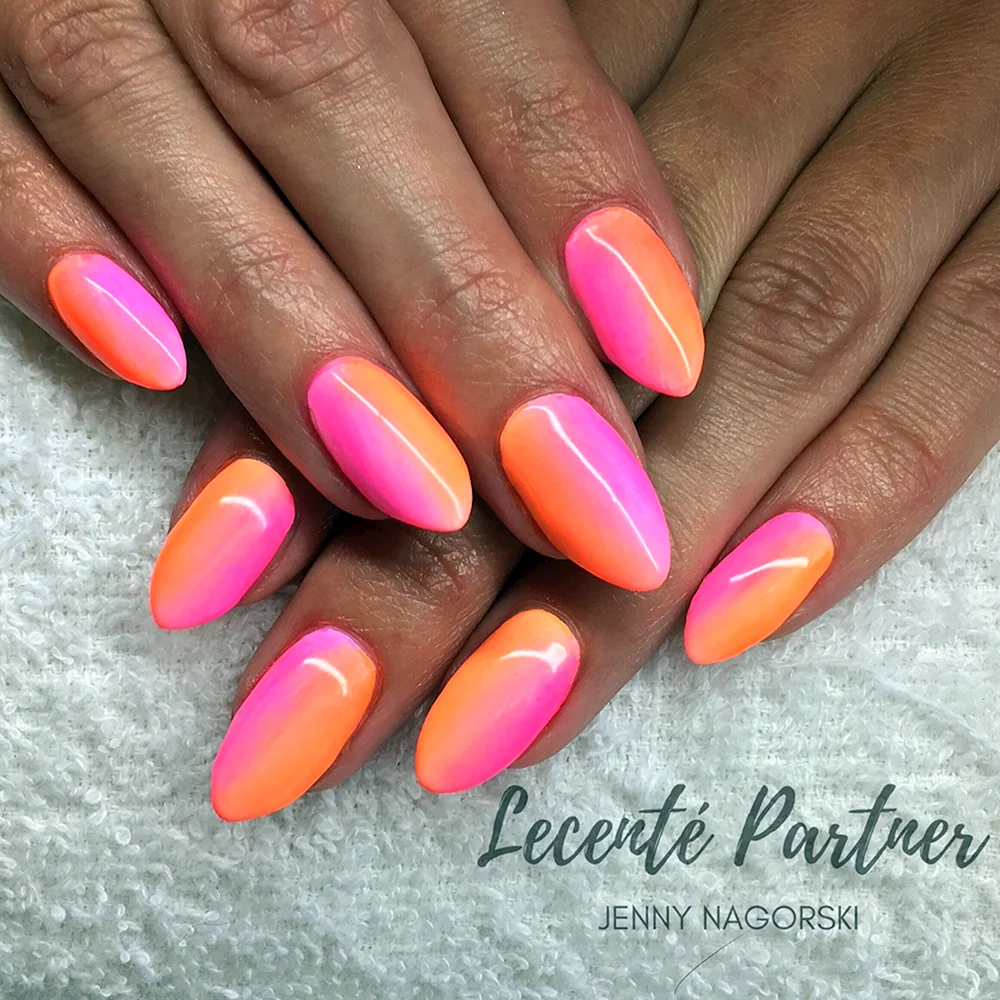 Розово оранжевые ногти