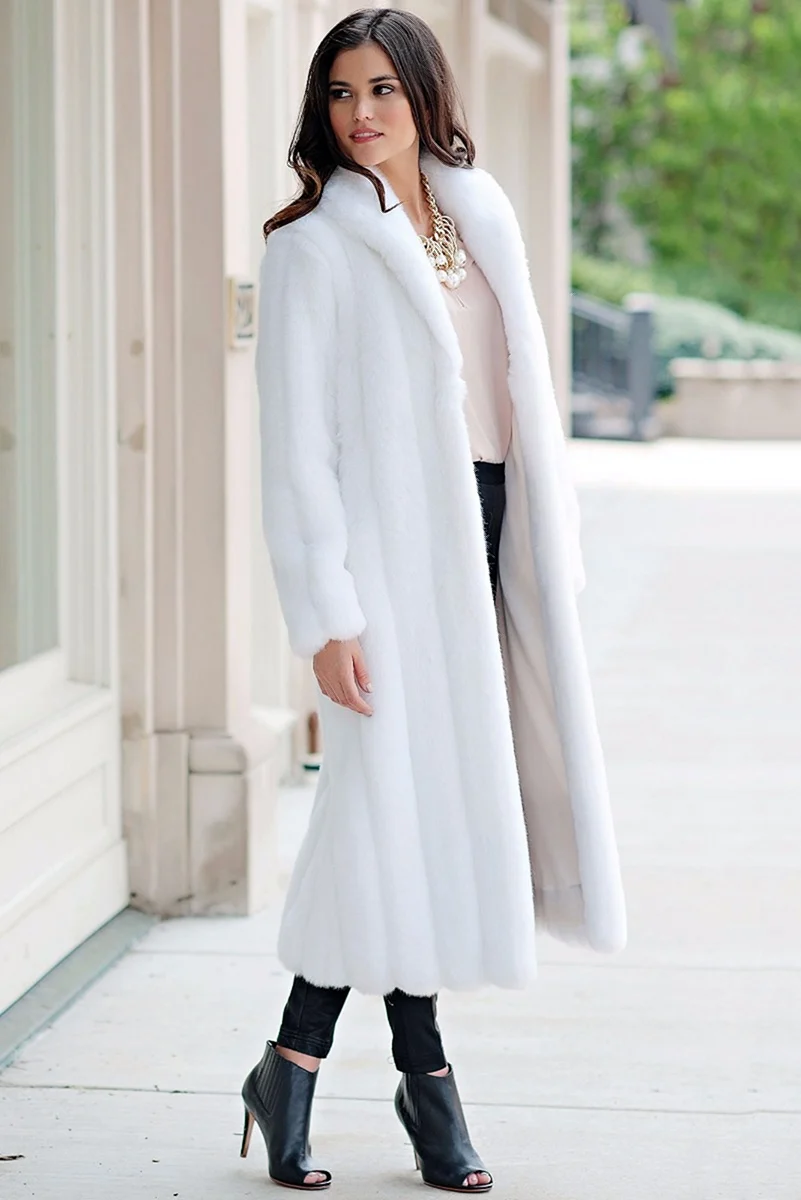Шуба Unreal fur Coat белая