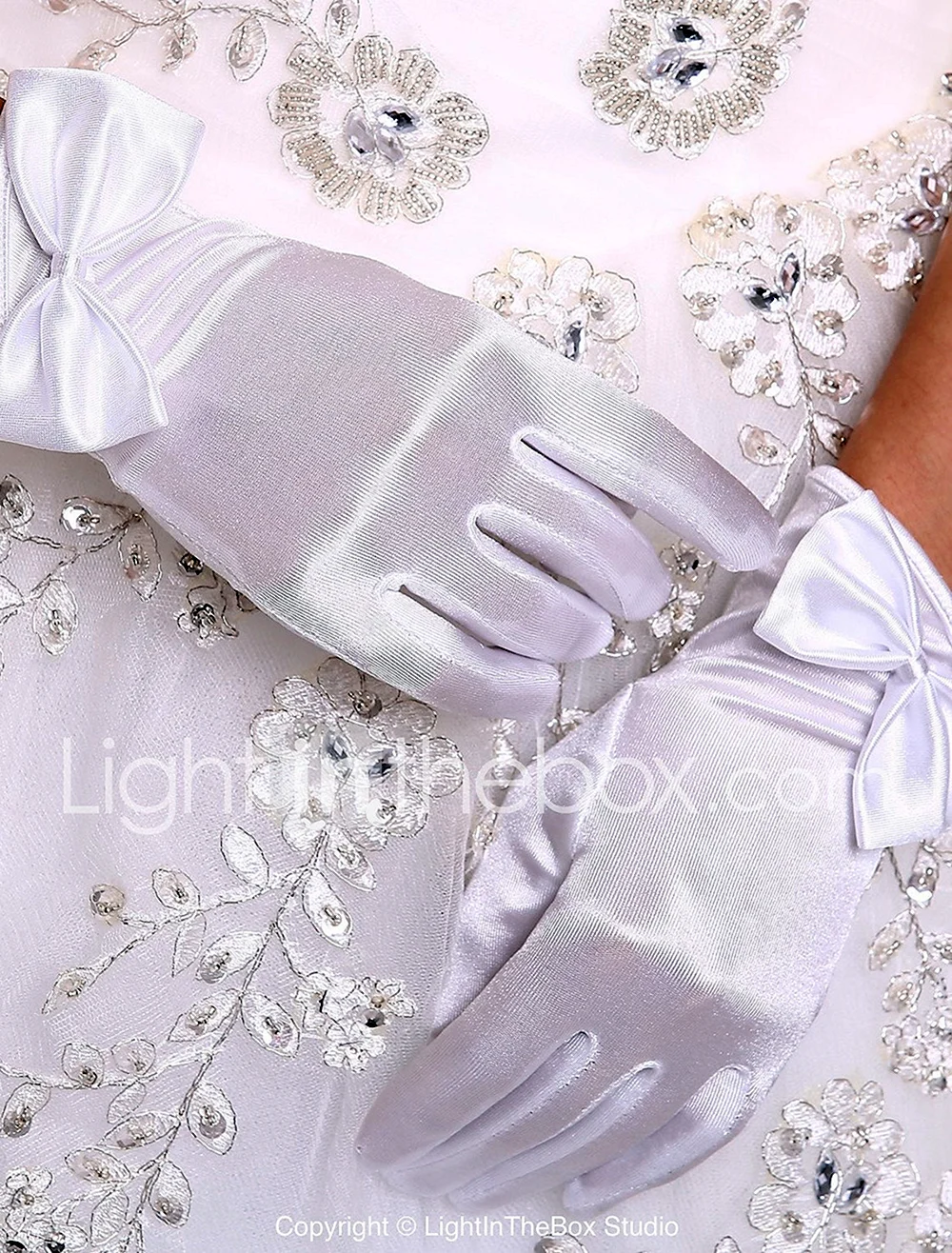 Свадебные перчатки до запястья