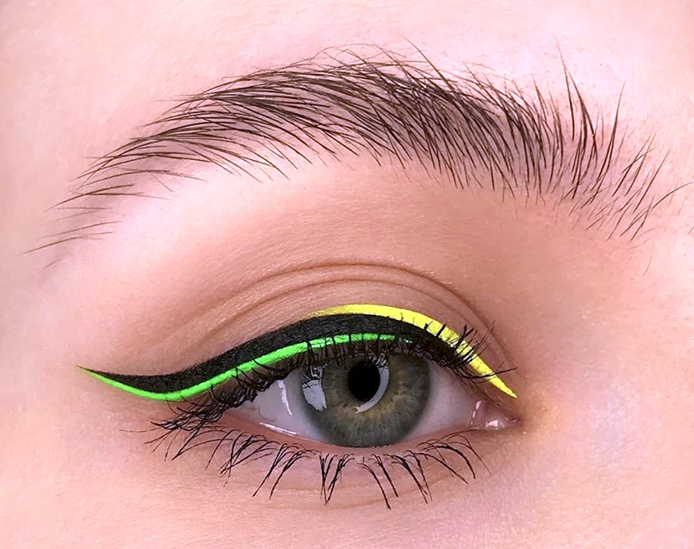 Зеленые стрелки макияж